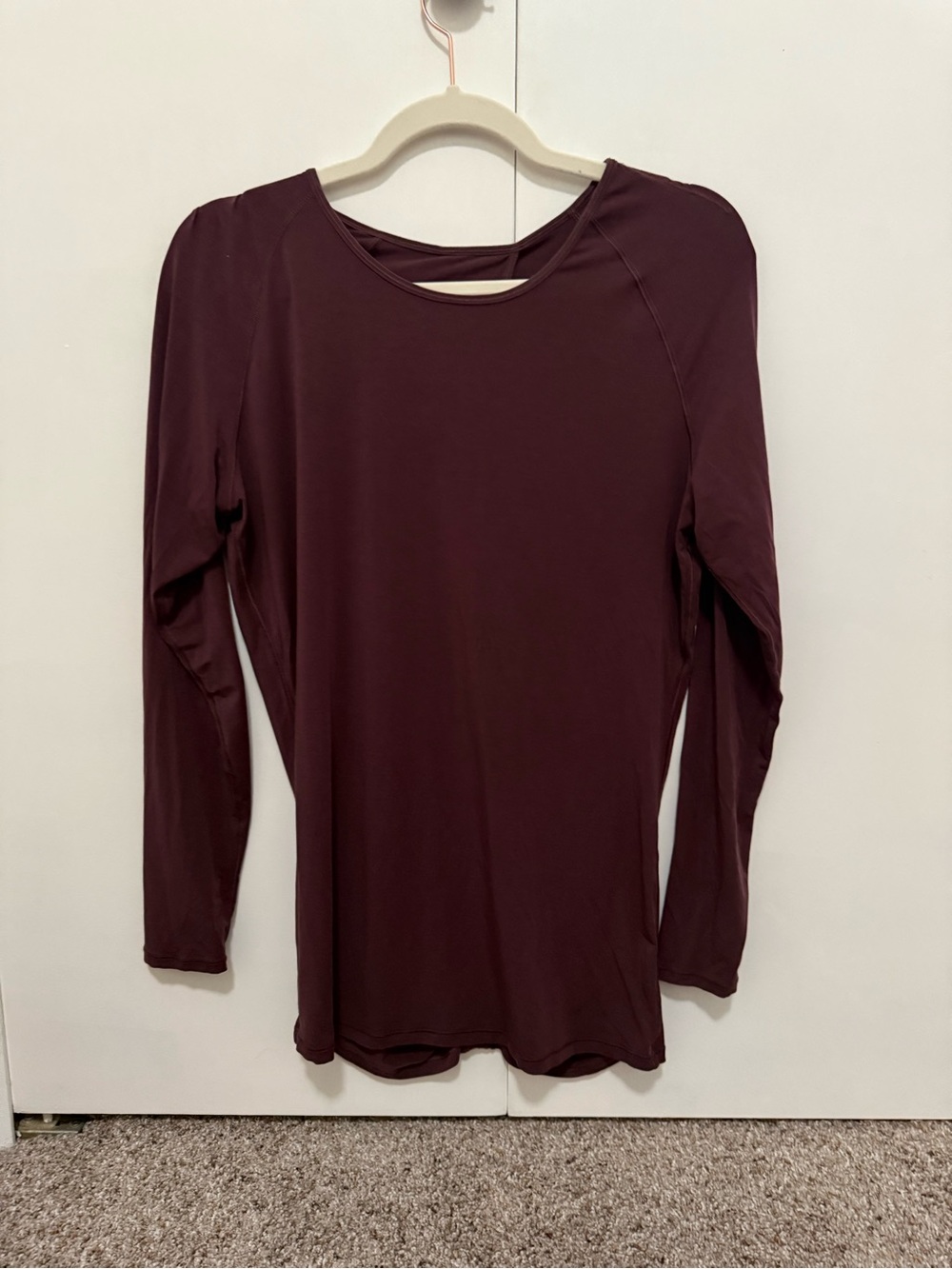 Lululemon Deep Stretch Long Sleeve Cinch Open Deep Burgundy Top, Size 4/6